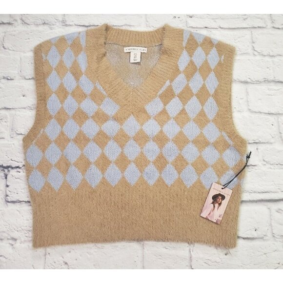 Sincerely Jules Womens Fuzzy Soft Sweater Vest Size Small Tan Blue Argyle - Picture 1 of 7
